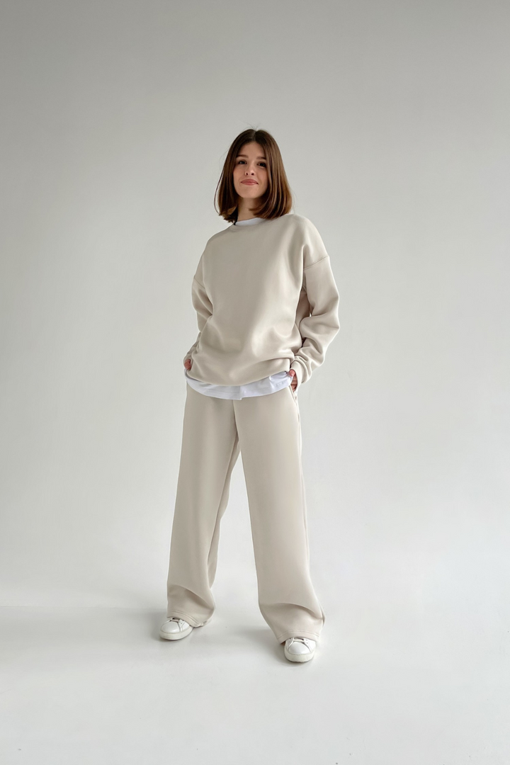 Straight-Cut Pants in Milky - Lahori Athleisure