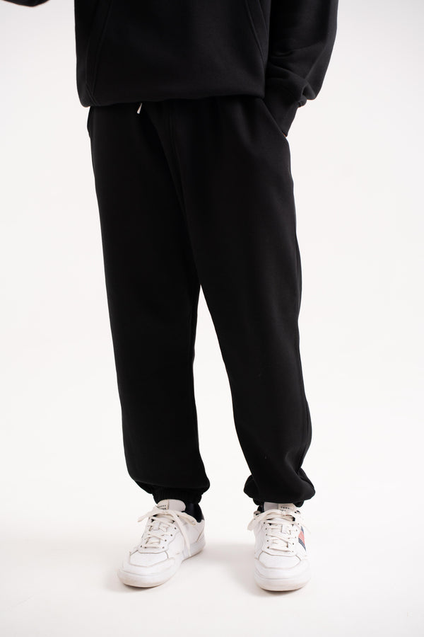Jogger Pants in Black